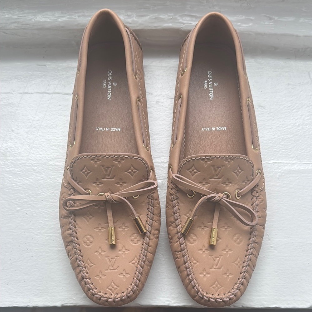 Louis Vuitton Gloria Tan Leather Loafers (Size: 39)